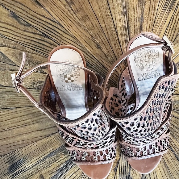 Vince Camuto Korthina Whiskey Gold Caged Ankle Shootie Herl Sandal size 7.5 - Picture 3 of 8